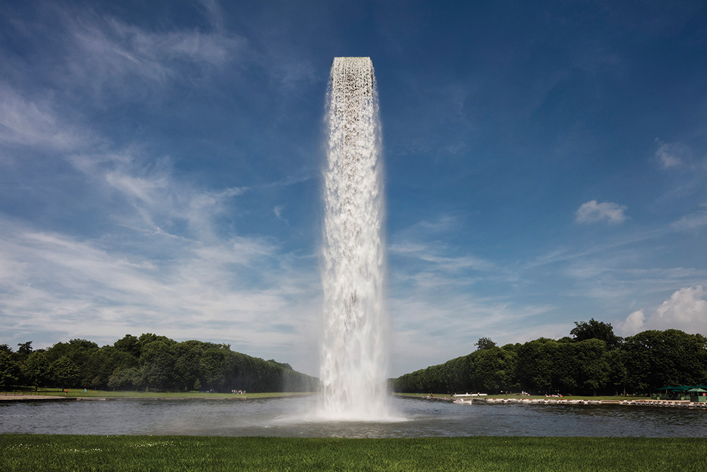 Olafur Eliasson_Waterfall_2016_Palace of Versailles_Photo- Anders Sune Berg_Courtesy of the artist